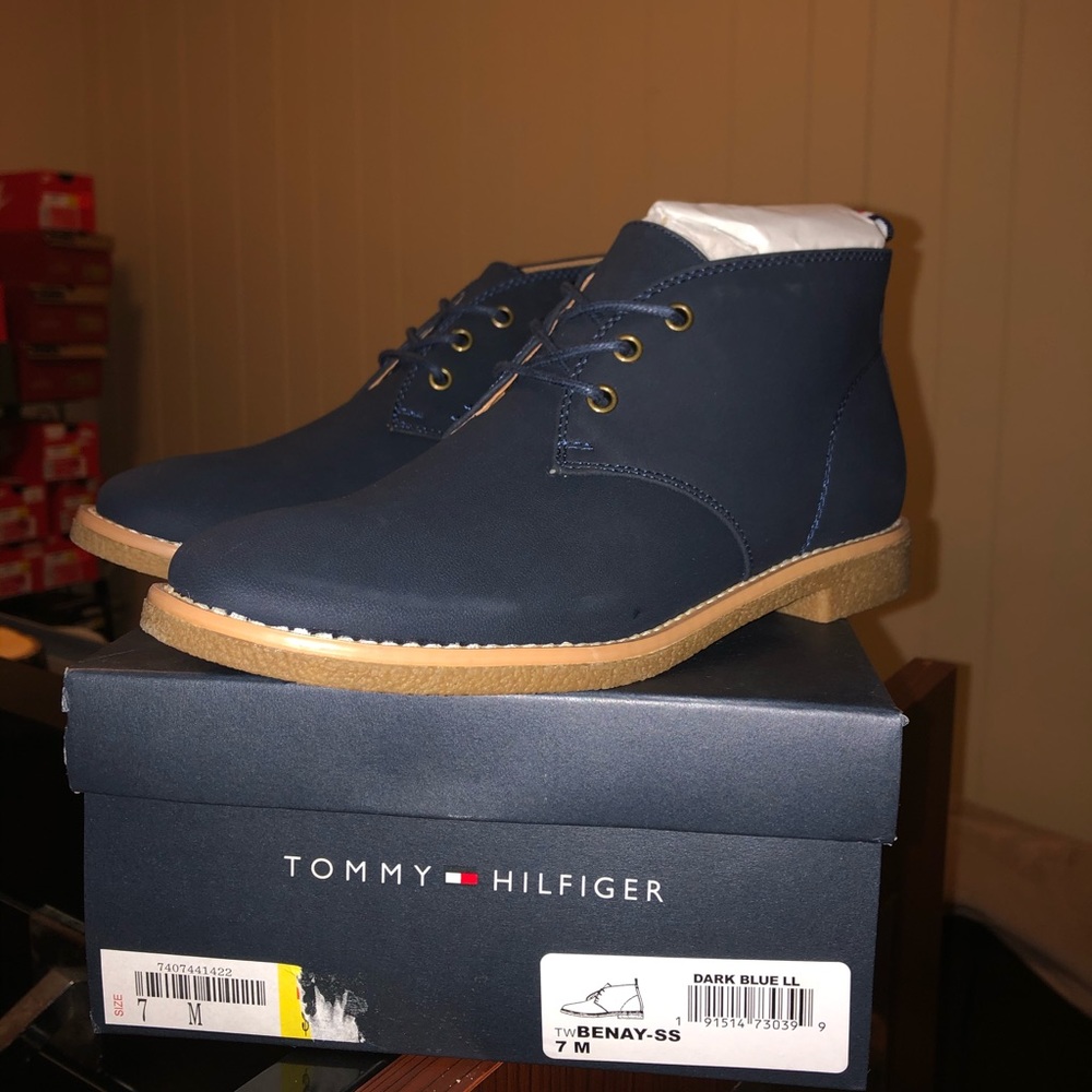 Tommy Hilfiger navy blue boots